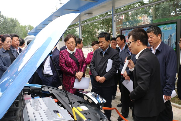 市委副書記、市長王奮彥帶隊(duì)觀摩督查公司項(xiàng)目建設(shè)工作(圖2)