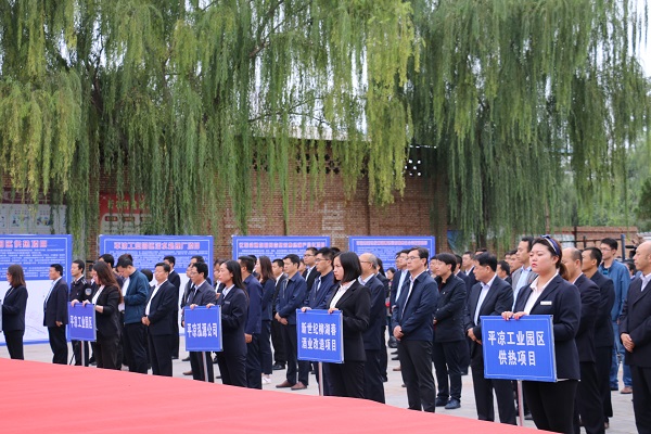 市委副書記、市長王奮彥帶隊(duì)觀摩督查公司項(xiàng)目建設(shè)工作(圖4)