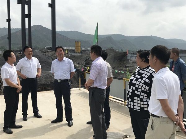 市人大常委會黨組副書記、副主任樊文浩一行調(diào)研泓源公司項目建設(shè)情況(圖2)