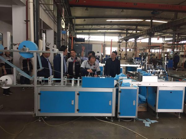 泓源公司領(lǐng)導(dǎo)班子深入豐收、泓盛達(dá)公司開(kāi)展工作調(diào)研(圖2)