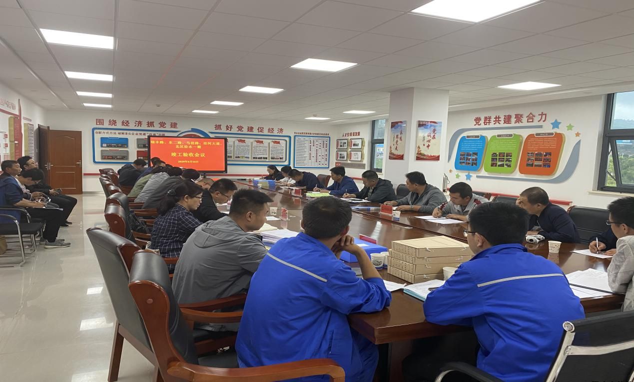 市質(zhì)監(jiān)站對瑞豐路、涇河大道、東二路（北段）、北區(qū)給水（一期）進(jìn)行竣工驗收(圖2)