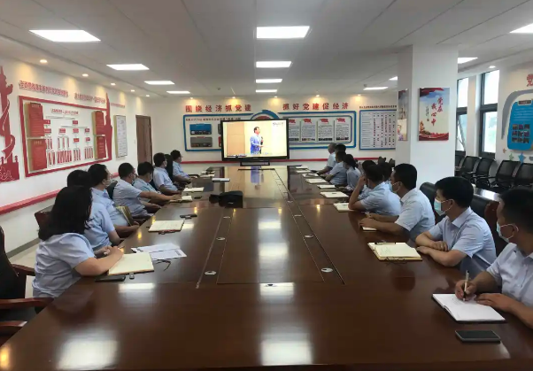 泓源公司員工綜合素質(zhì)提升系列培訓(xùn)正式啟動(圖2) 泓源公司員工綜合素質(zhì)提升系列培訓(xùn)正式啟動(圖2)