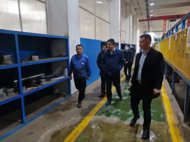 文明創(chuàng)建我先行——市產(chǎn)投集團(tuán)開(kāi)展文明創(chuàng)建督查(圖2) 文明創(chuàng)建我先行——市產(chǎn)投集團(tuán)開(kāi)展文明創(chuàng)建督查(圖2)